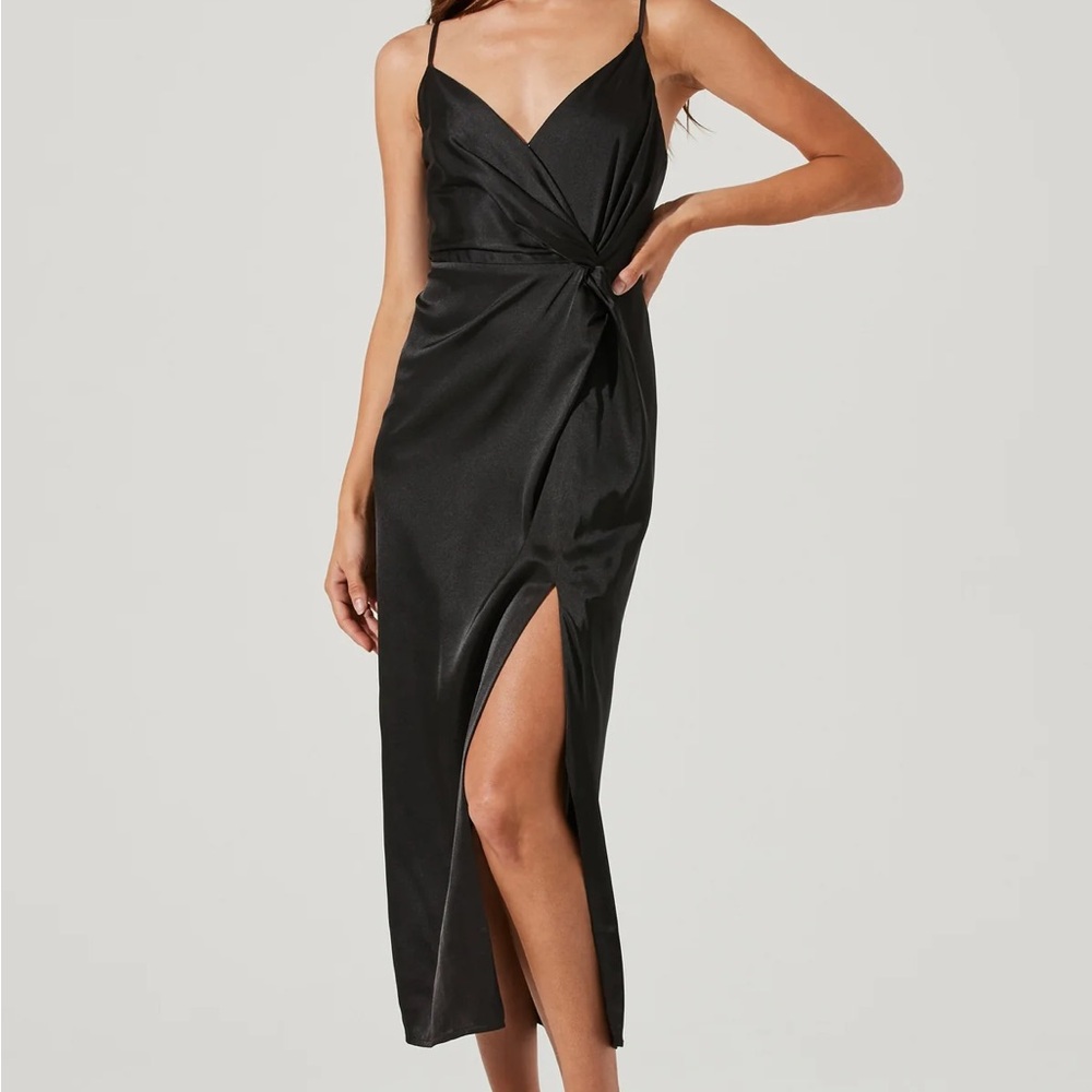 ASTR the Label Twist Front Satin Midi Dress
